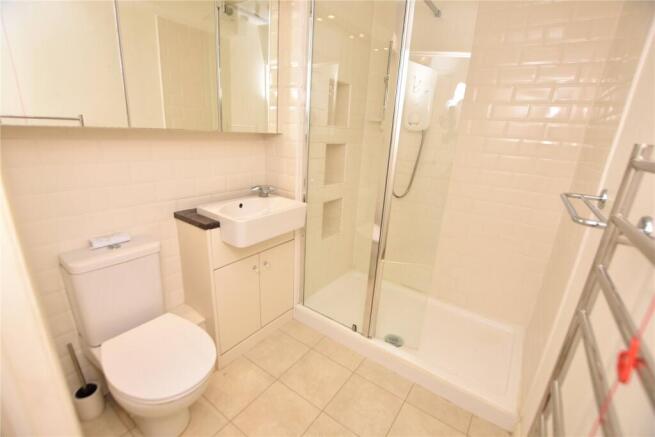 1 bed Apartment for sale Image 6