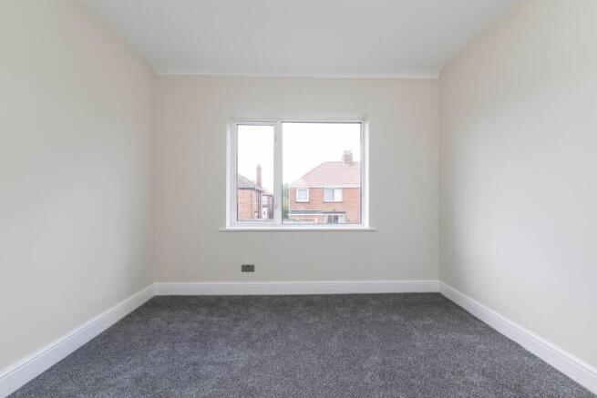 3 bed Semi-Detached to rent Image 11