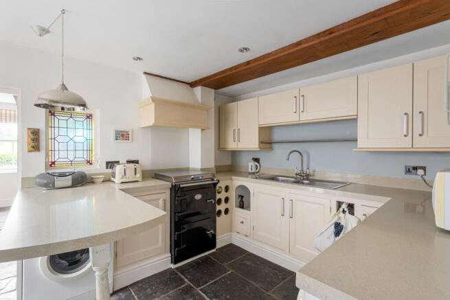 3 bed Cottage for sale Image 8