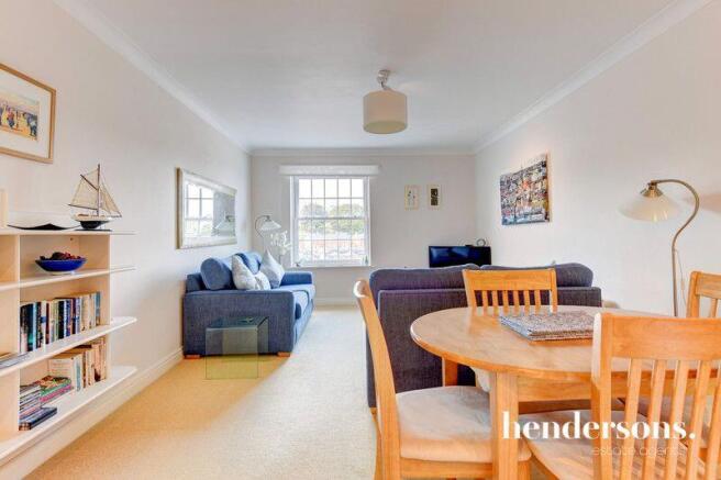 2 bed Apartment for sale Image 4