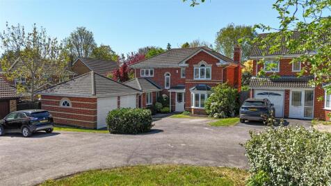 Hunters Chase, Caversham, Reading