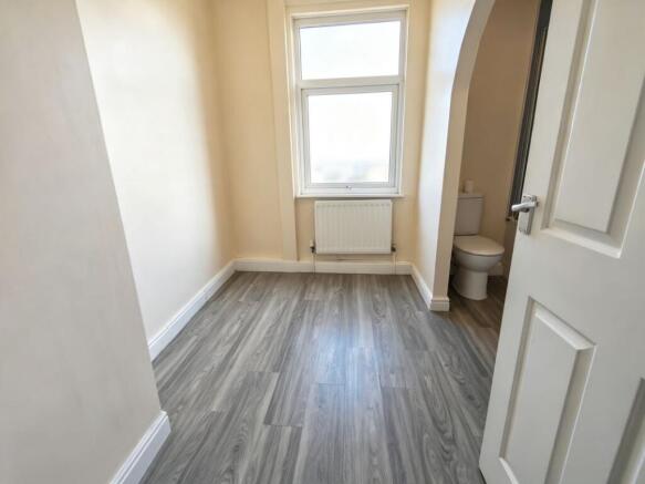 2 bed End of Terrace for sale Image 9