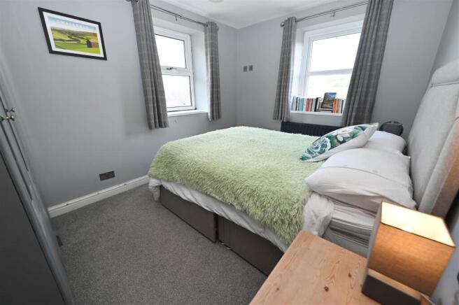 2 bed Cottage for sale Image 8