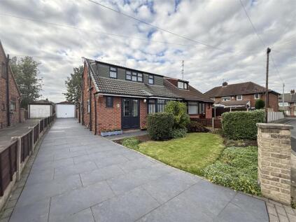 Palmerston Close, Denton, Manchester