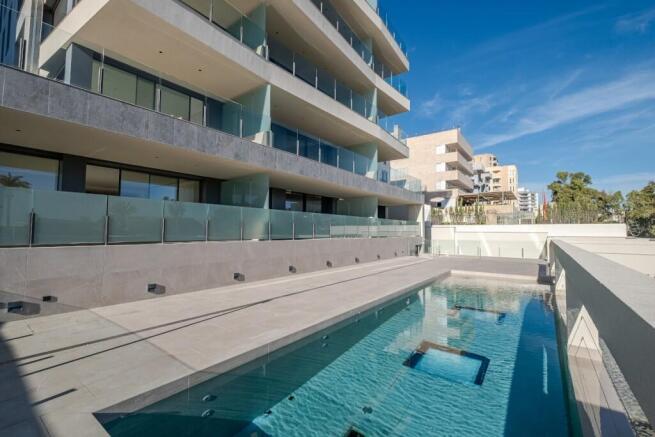 Swimming pool (4)