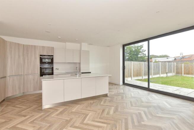 Lounge/ Kitchen/ Diner