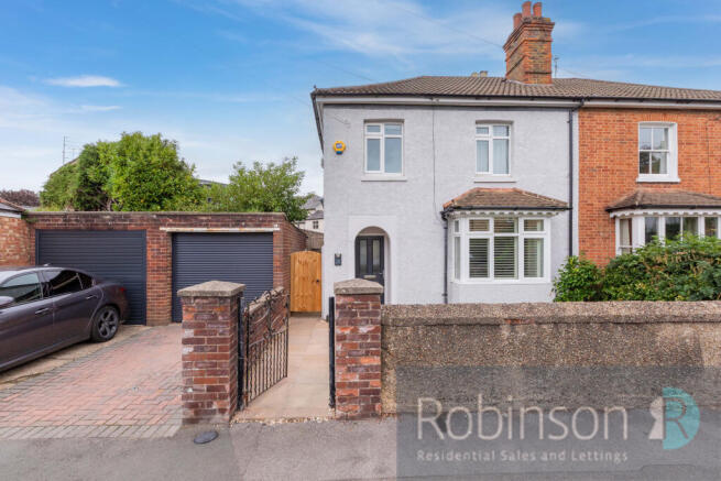 16 Fairford Road-7