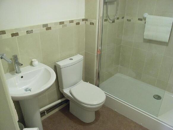 SHOWER ROOM