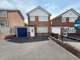 61, Oakwood Road, Hollywood B47 5DY