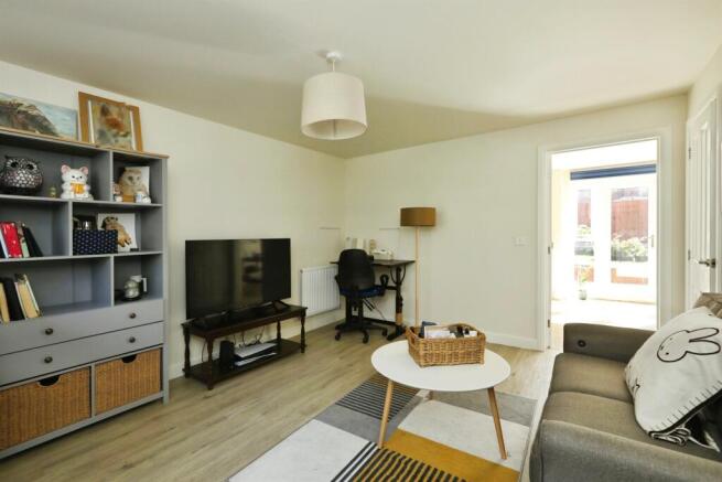 4 bed Detached for sale Image 5