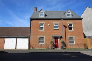 18, Benedict Mews, Redhouse, Swindon SN25 2AR
