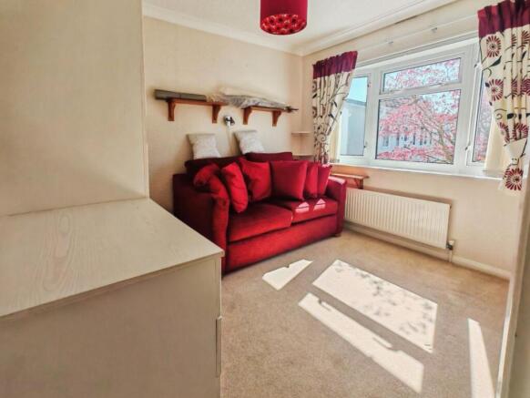 2 bed Park Home for sale Image 10