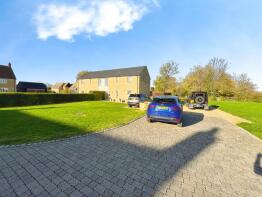 2 Hay Barn, Church Farm Road, Swindon SN6 6FQ