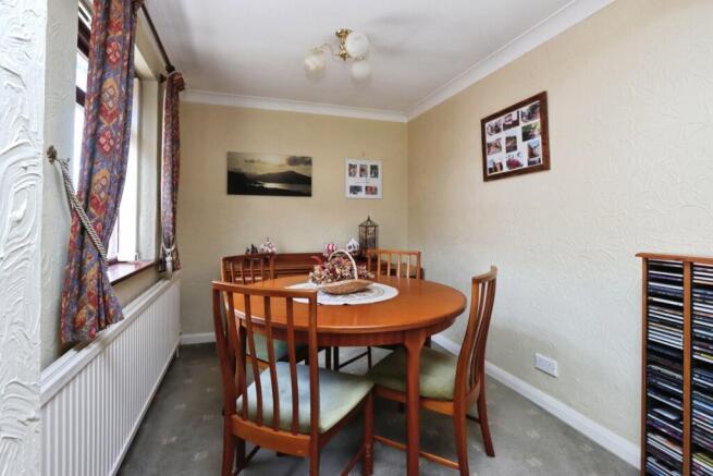 2 bed Bungalow for sale Image 8