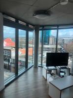 82, London Road, Sheffield S2 4LR