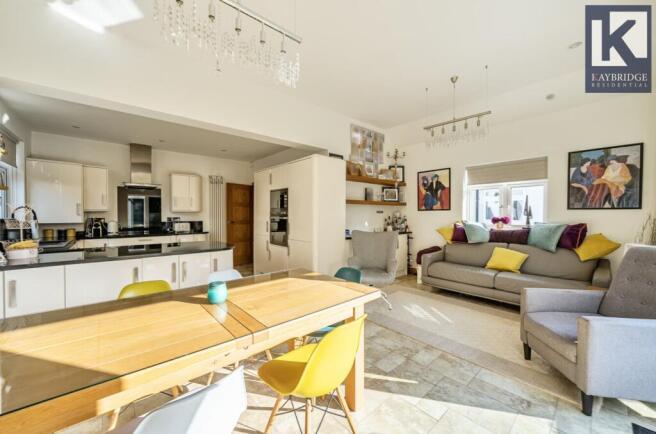 Mavis Avenue, Epsom
