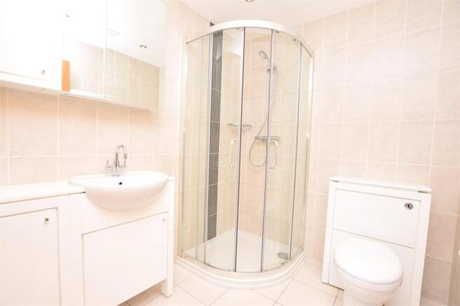 En-Suite Bedroom 2