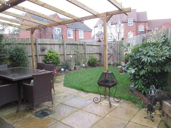 Rear garden wi...