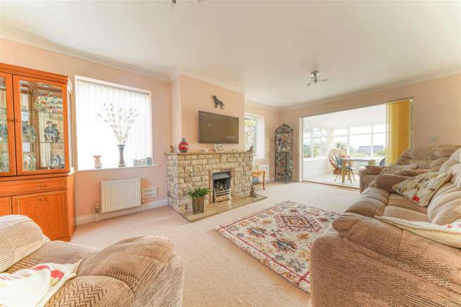 Livingroom Valley.png