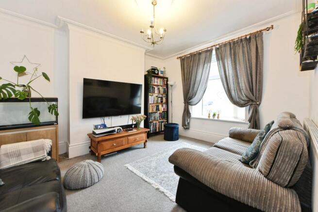 2 bed Terraced for sale Image 2