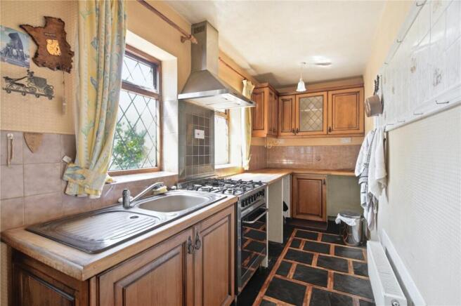3 bed Semi-Detached for sale Image 7