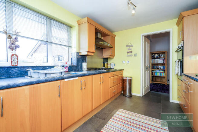 3 bed Bungalow for sale Image 10
