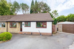 16, Old Hall Close, Glossop SK13 7RF