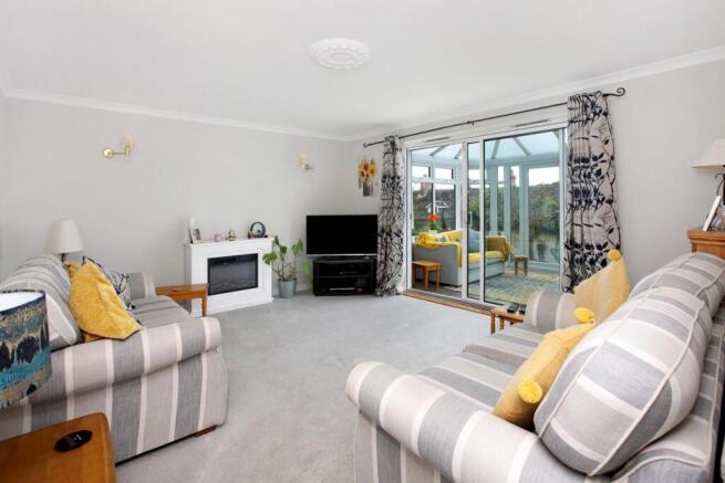 Orchard Close, Dawlish, EX7 photo 3
