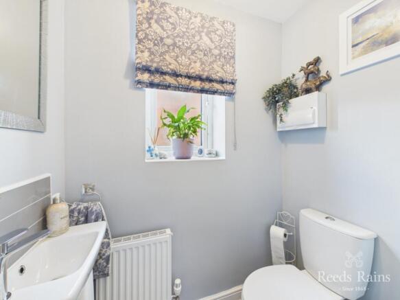 3 bed Detached for sale Image 10