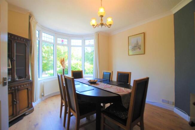 Bedford dining room.jpg