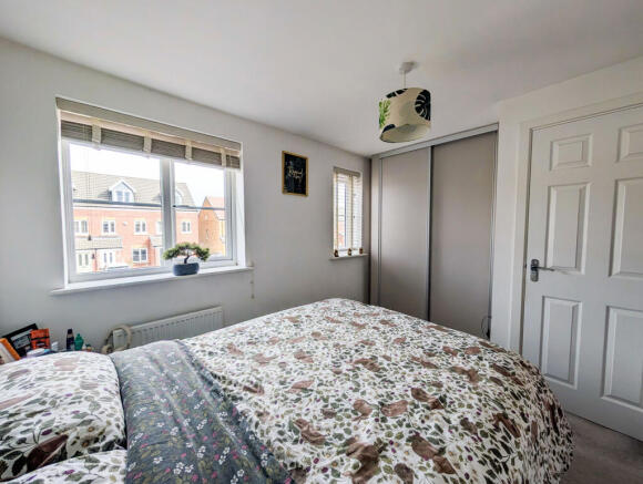 2 bed Terraced for sale Image 10