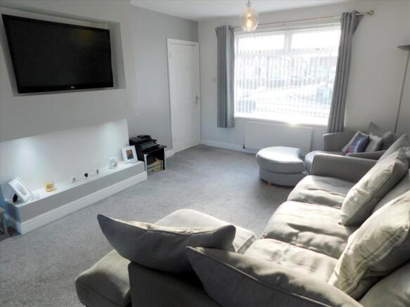 LOUNGE AREA