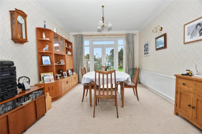 Winchelsea Avenue, Bexleyheath, DA7 photo 4