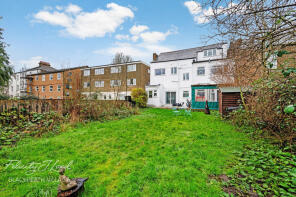 Flat 3, 86, Burnt Ash Hill, London SE12 0HT