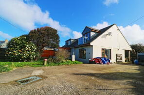 Gwythvose, Access Track To Vounder Vean, Jubilee Place, Penzance TR19 7SH