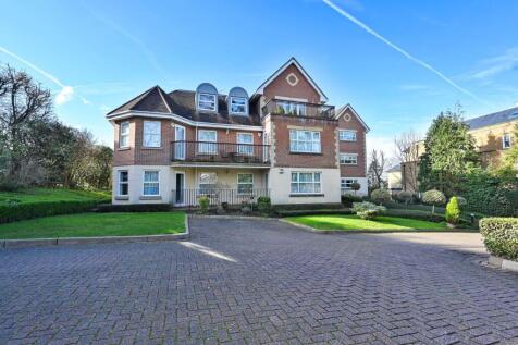 Eastbury Avenue, Northwood, HA6