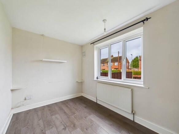2 bed Semi-Detached Bungalow for sale Image 9