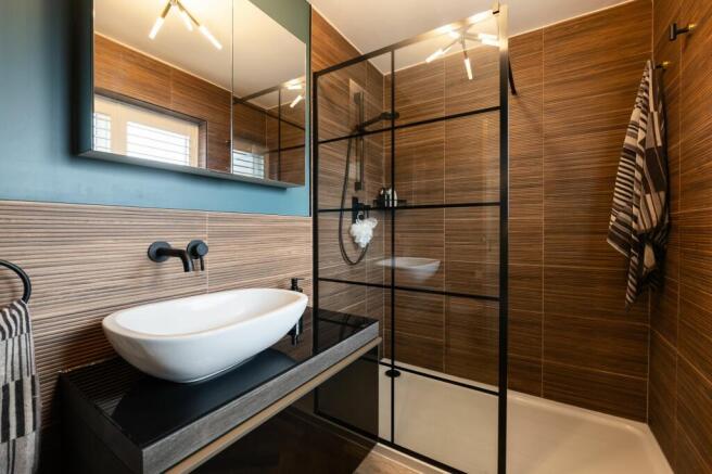 Ensuite