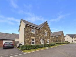 12, Canberra Crescent, Tiverton EX16 4FS