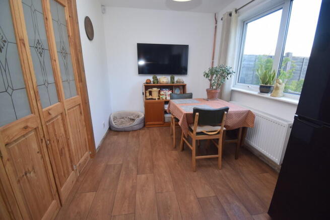 Daws Close, Bridgwater photo 4