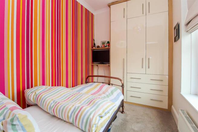 2 bed End of Terrace for sale Image 9
