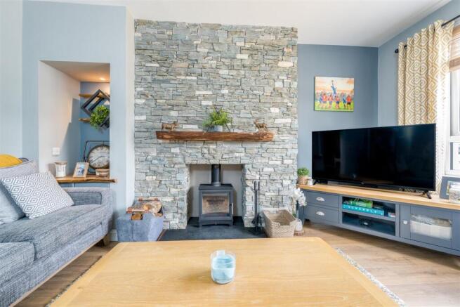 9_the_knowe_ancrum-04.jpg