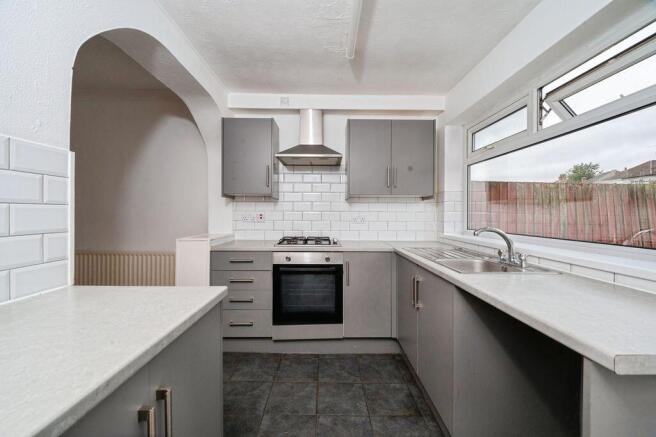 Kitchen pic 2
