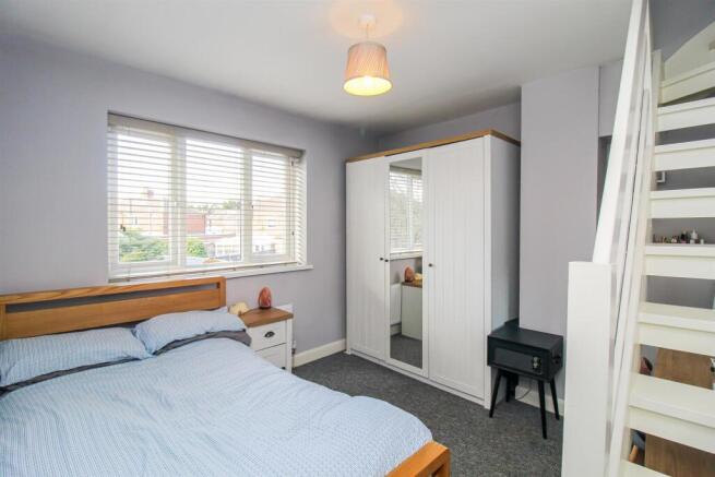 3 bed Semi-Detached for sale Image 10