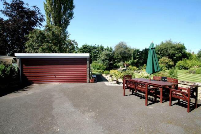 Double Garage &...