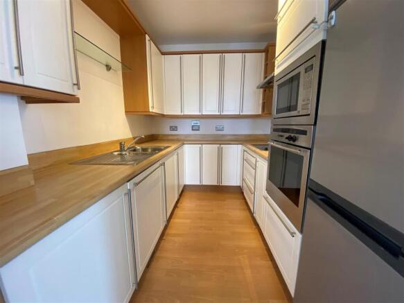 104 The Aspect - (kitchen).jpg