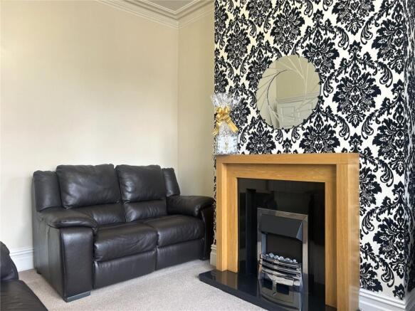 3 bed Terraced for sale Image 4