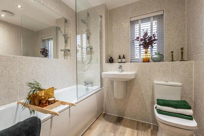 4 bed Detached for sale Image 11