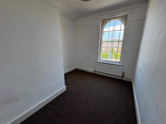 3 bed Terraced for sale Image 9