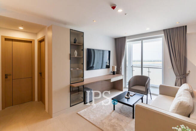 2 Bedroom Condo For Sale - Diamond Bay Garden, Tonle Bassac, Phnom Penh